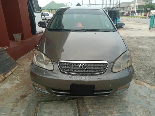 Toyota Corolla 2007 Gray