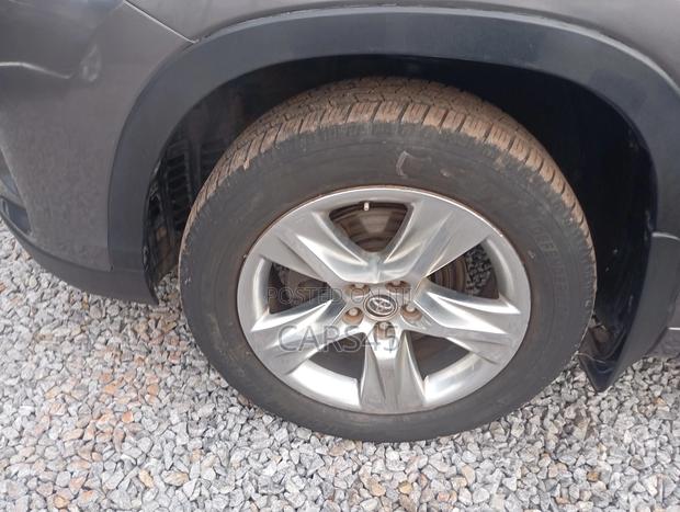 Toyota Highlander 2019 Gray