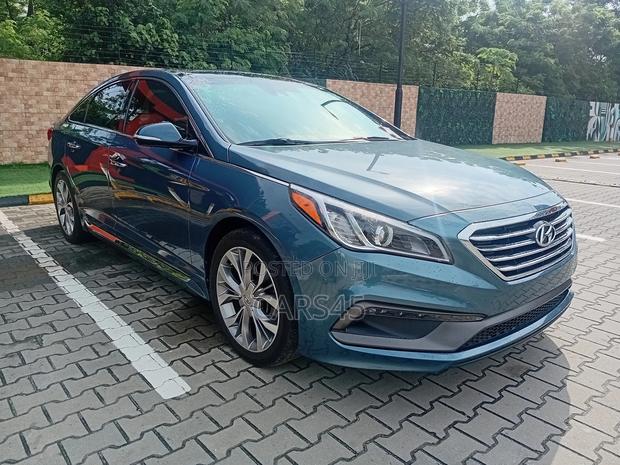 Hyundai Sonata 2015 Blue