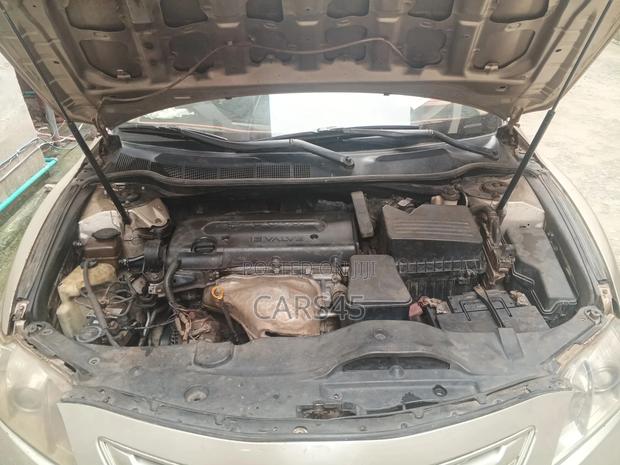 Toyota Camry 2007 Gold