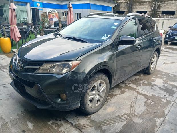 Toyota RAV4 2013 Green