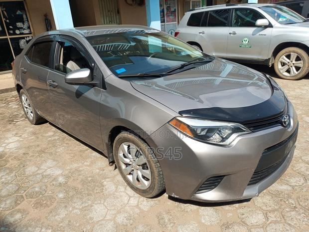Toyota Corolla 2014 Gray