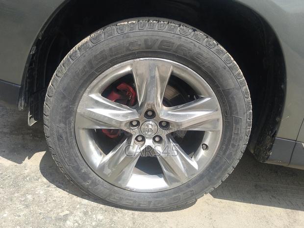 Toyota Highlander 2013 Gray
