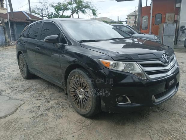 Toyota Venza XLE 4dr Wagon (2.7L 4cyl 6A) 2014 Black