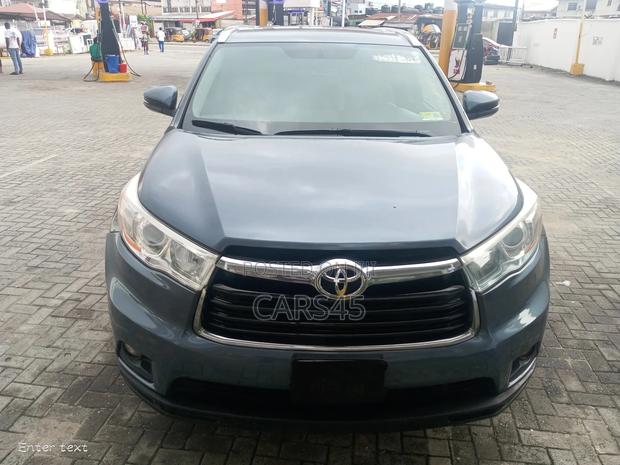 Toyota Highlander 2016 Blue