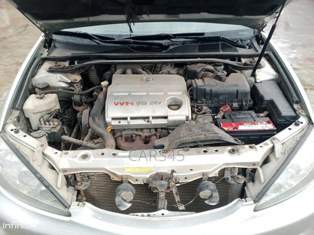Toyota Camry 2005 Silver
