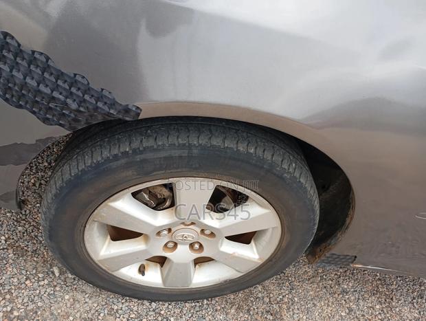 Toyota Camry LE 4dr Sedan (2.4L 4cyl 5M) 2003 Gray