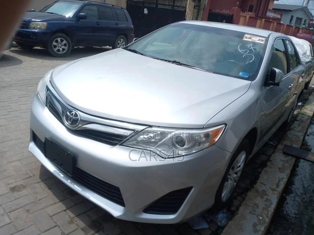 Toyota Camry 2014 Silver