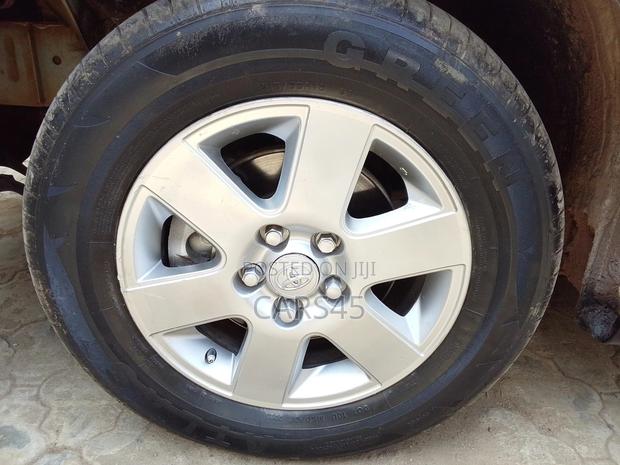 Toyota Sienna 2004 Silver