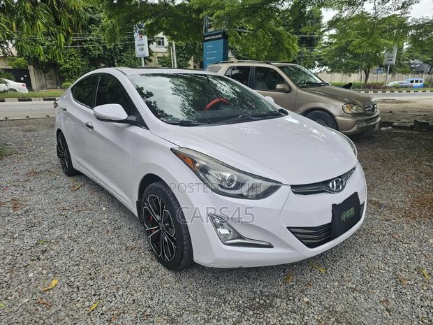 Hyundai Elantra 2015 White