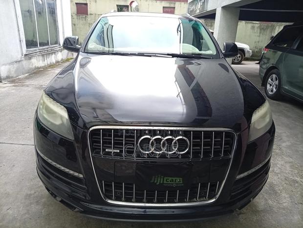 Audi Q7 2014 Black