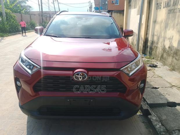 Toyota RAV4 2024 Red