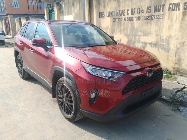 Toyota RAV4 2024 Red