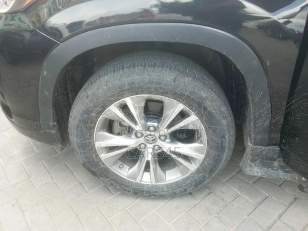 Toyota Highlander 2019 Black