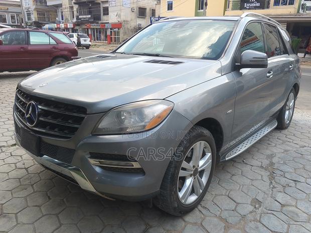 Mercedes-Benz M Class ML 350 4Matic 2012 Gray