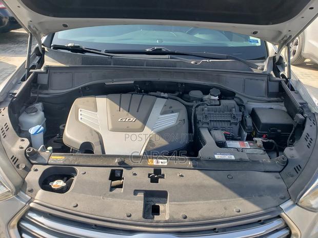 Hyundai Santa Fe 2017 Gray