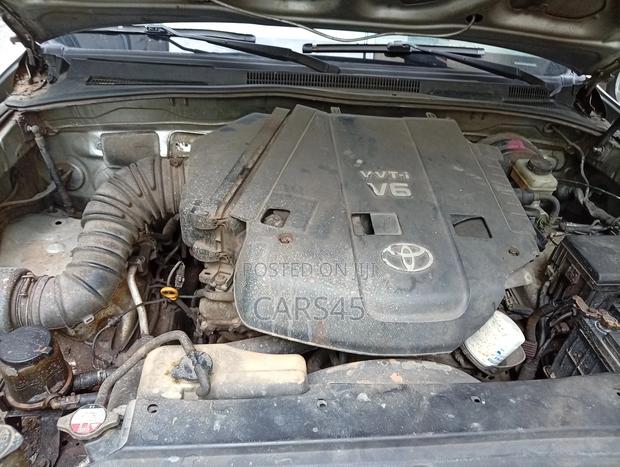 Toyota 4-Runner 2003 Silver