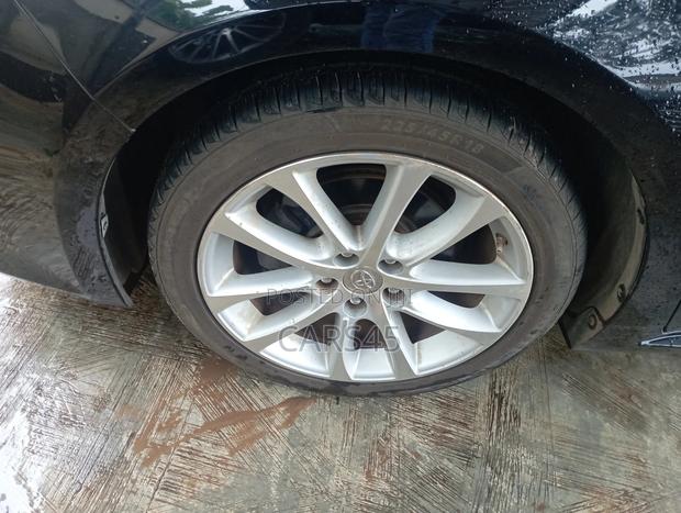 Toyota Avalon 2013 Black