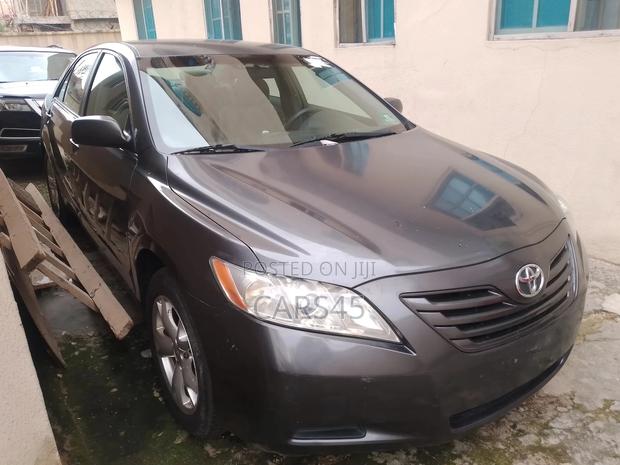 Toyota Camry 2007 Gray