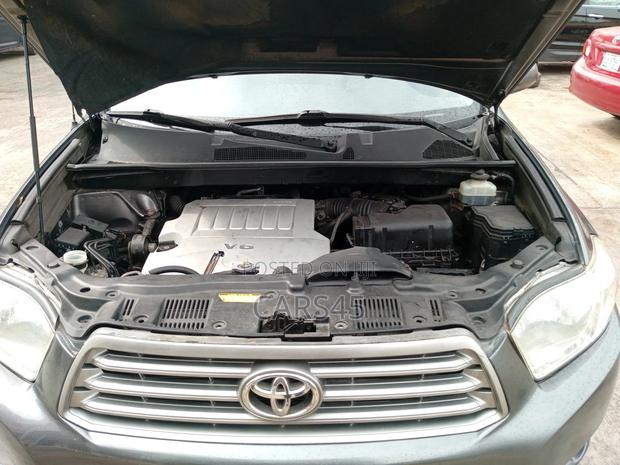 Toyota Highlander 2008 Gray