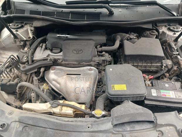 Toyota Camry SE 4dr Sedan (2.5L 4cyl 6A) 2013 Silver