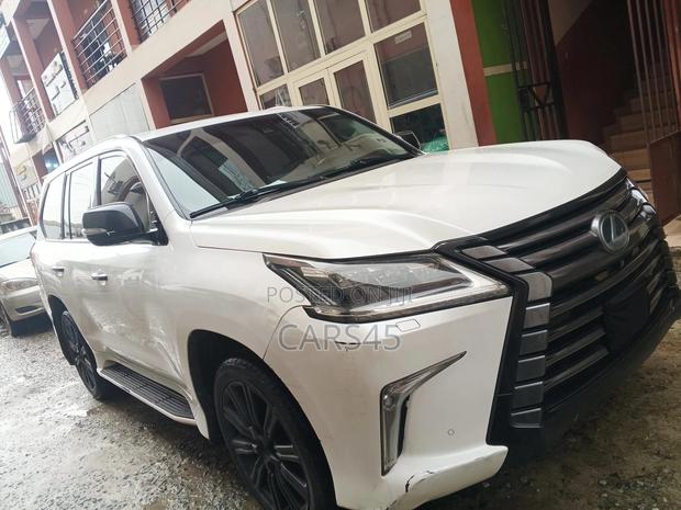 Lexus LX 570 (5 seats) AWD 2016 White