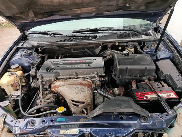 Toyota Camry 2005 Blue