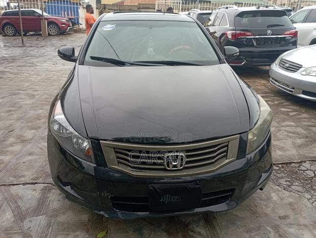 Honda Accord 2010 Black