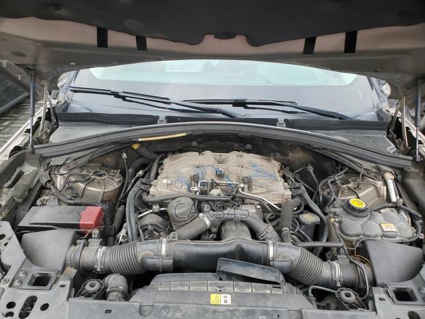 Land Rover Range Rover Velar 2018 Brown