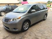 Toyota Sienna 2011 Gray for sale