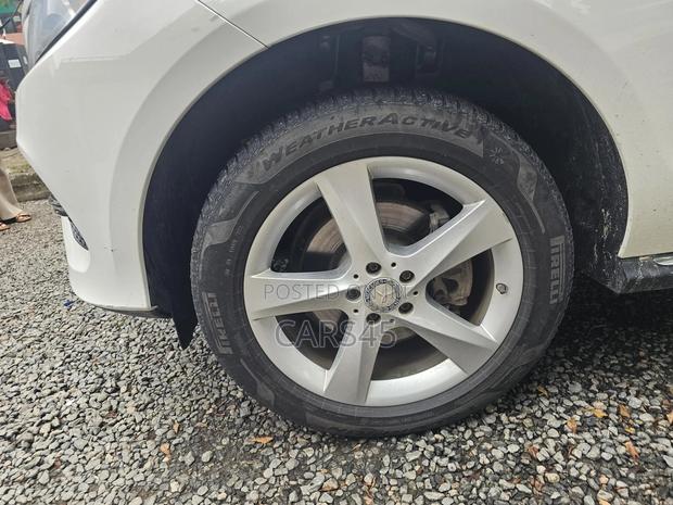 Mercedes-Benz GLE-Class 2016 White
