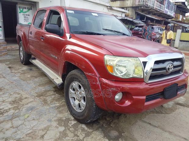 Toyota Tacoma 2010 Red