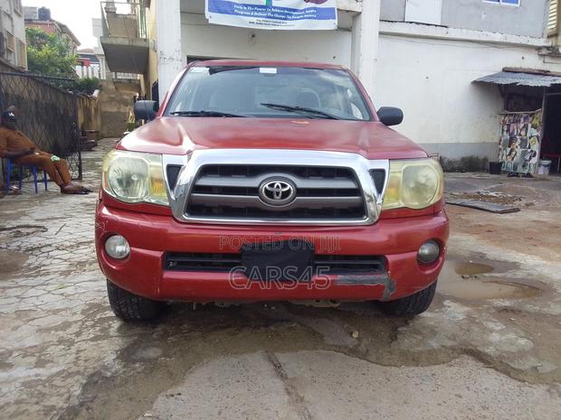 Toyota Tacoma 2010 Red