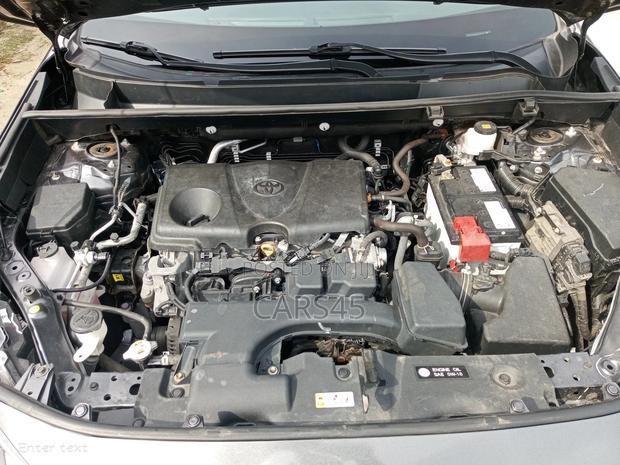 Toyota RAV4 2022 Gray