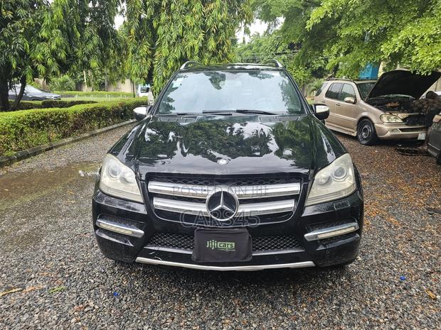 Mercedes-Benz GL-Class 2010 Black