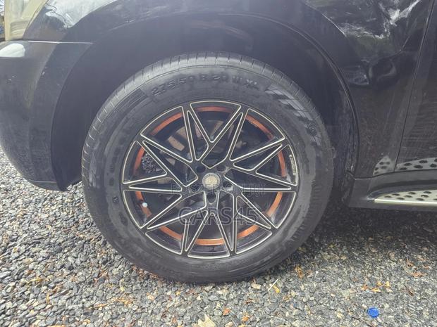 Mercedes-Benz GL-Class 2010 Black
