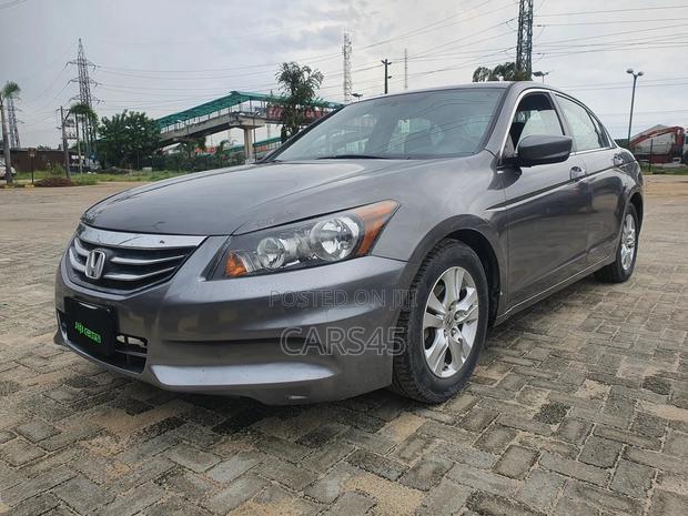Honda Accord 2012 Gray