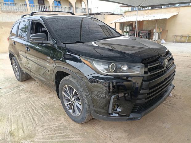 Toyota Highlander 2017 Black