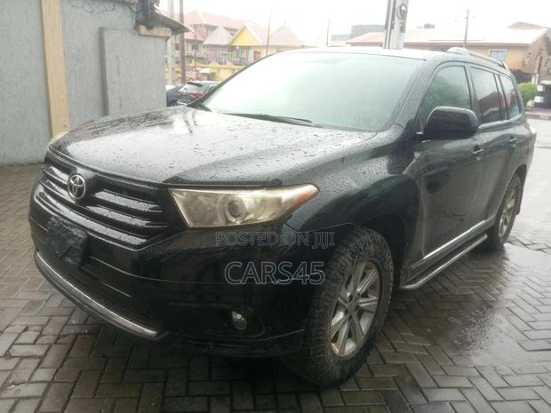 Toyota Highlander 2012 Black