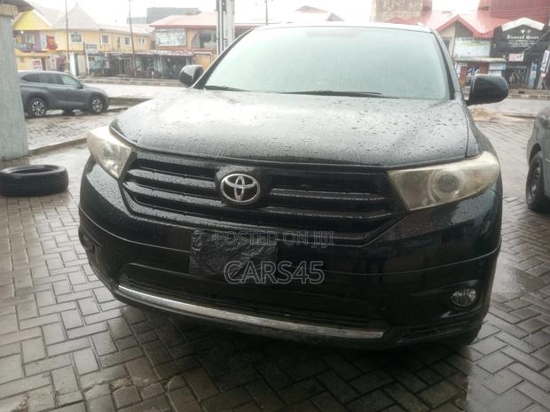 Toyota Highlander 2012 Black