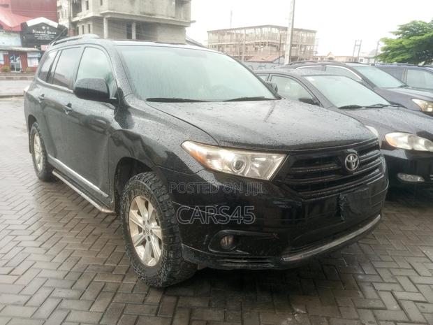 Toyota Highlander 2012 Black