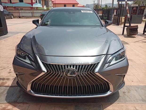 Lexus ES 2021 Gray