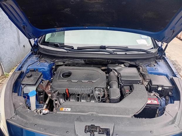 Hyundai Sonata Limited PZEV 4dr Sedan (2.4L 4cyl 6A) 2015 Blue