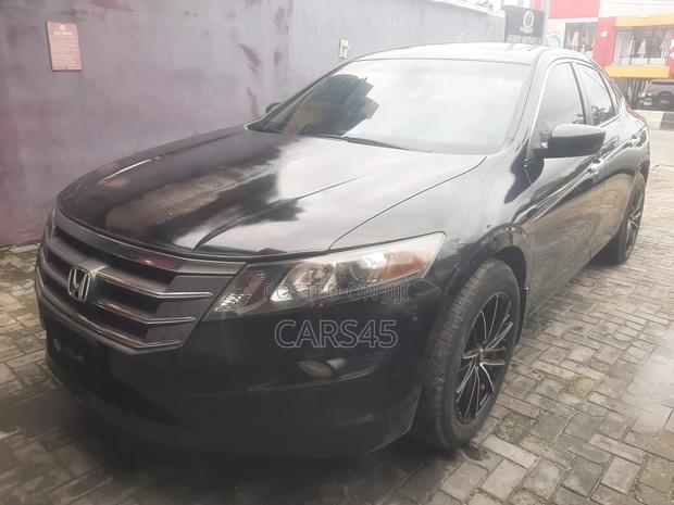 Honda Crosstour 2012 Black