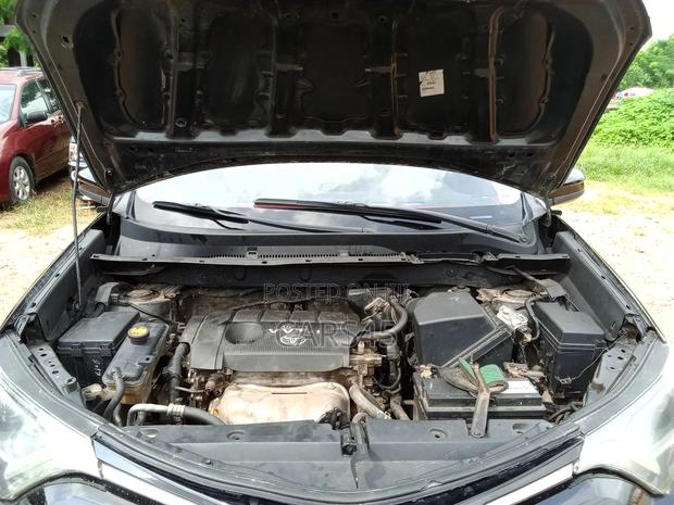 Toyota RAV4 2017 Black