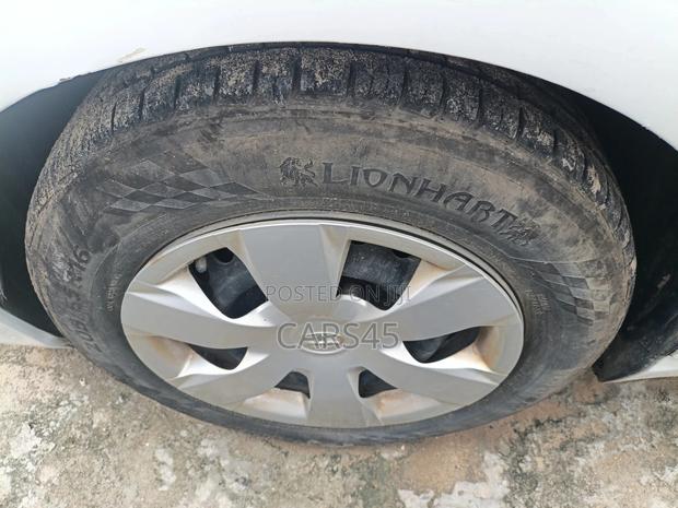 Toyota Camry 2015 White