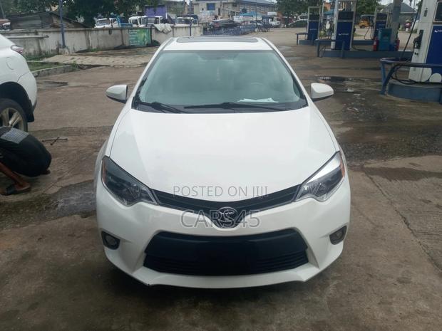 Toyota Corolla 2016 White