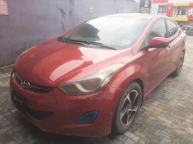 Hyundai Elantra 2012 Red