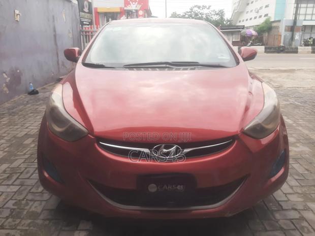 Hyundai Elantra 2012 Red