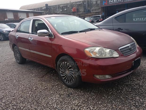 Toyota Corolla 2005 Red